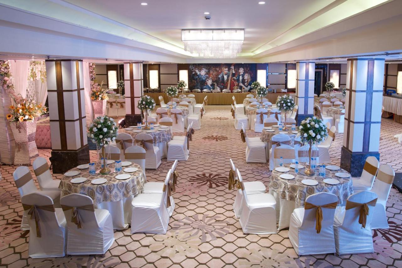 Ramada By Wyndham Jalandhar City Center Εξωτερικό φωτογραφία