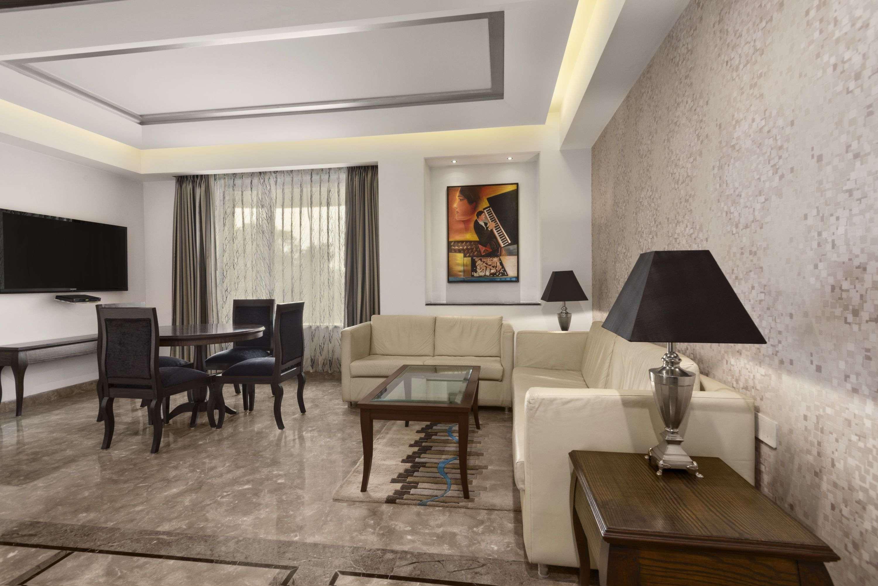 Ramada By Wyndham Jalandhar City Center Εξωτερικό φωτογραφία