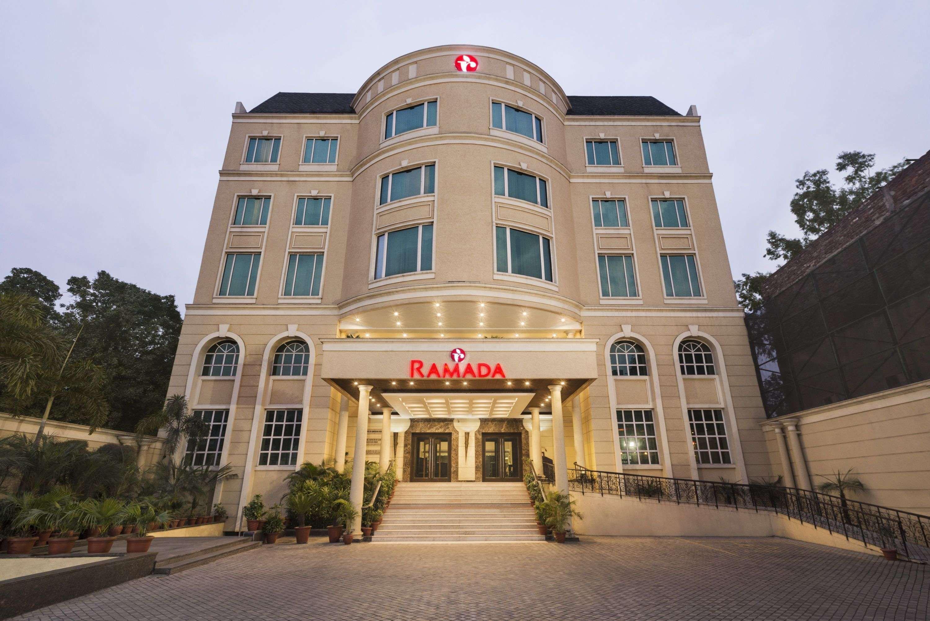 Ramada By Wyndham Jalandhar City Center Εξωτερικό φωτογραφία